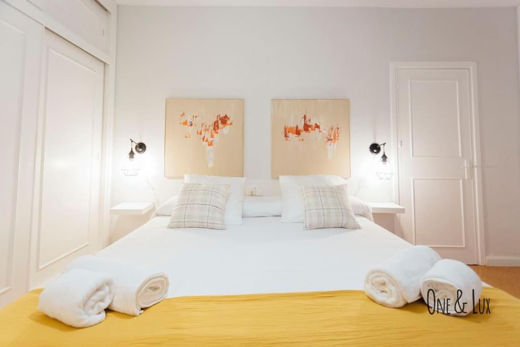 O&L Aire - Spacious And Bright Apartment In The Heart Of Севиля Екстериор снимка