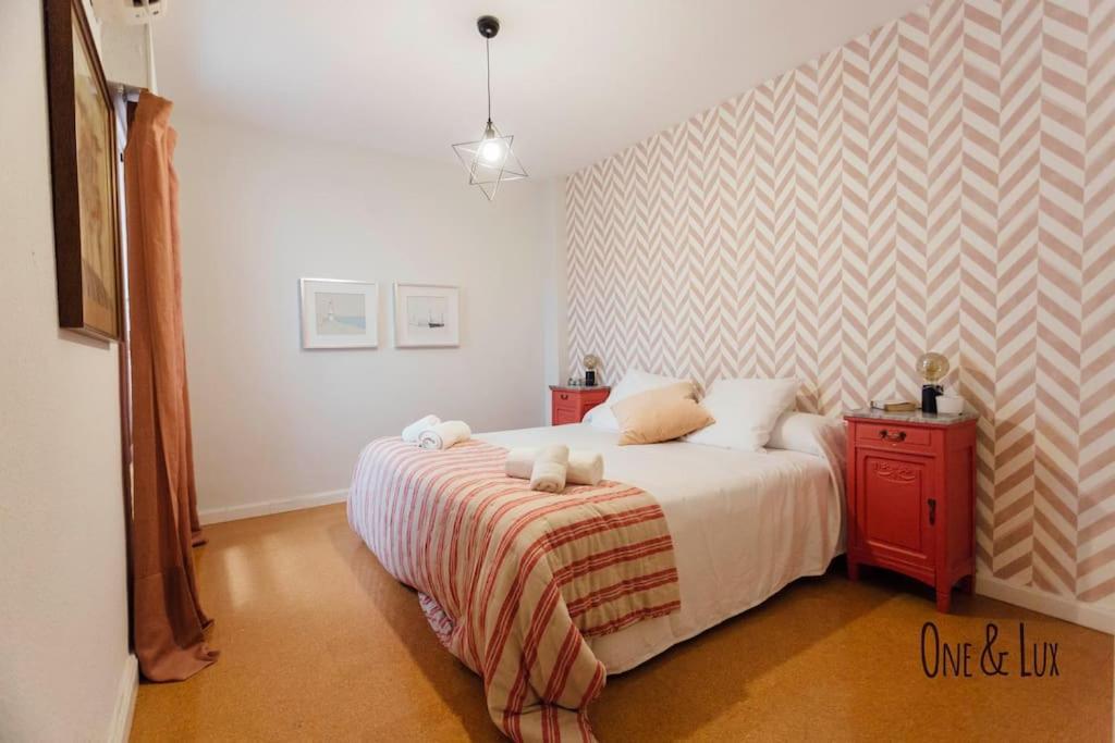 O&L Aire - Spacious And Bright Apartment In The Heart Of Севиля Екстериор снимка
